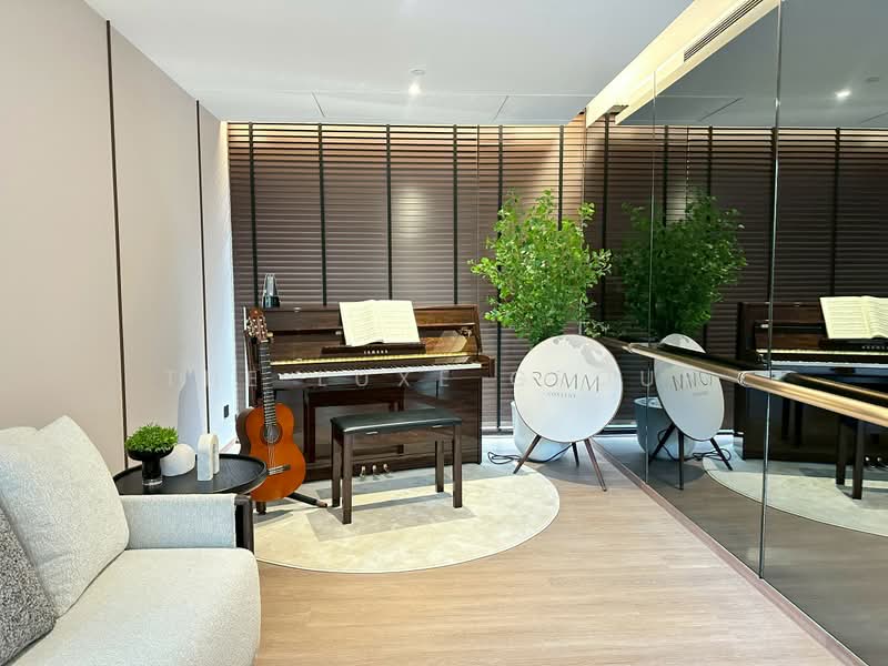 ROMM Convent, Bangkok, 42 Convent Road, Silom, Bang Rak, Bangkok, 2 Bedrooms, 85 sqm, Condo For Rent, by The Luxe Group, 500403694 - DDproperty.com