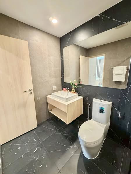 Skyrise Avenue Sukhumvit 64, Bangkok, 3 Soi Sukhumvit 64, Bang Chak, Phra Khanong, Bangkok, 2 Bedrooms, 44 sqm, Condo For Rent, by Intouch Abhinorasaeth, 500403721 - DDproperty.com