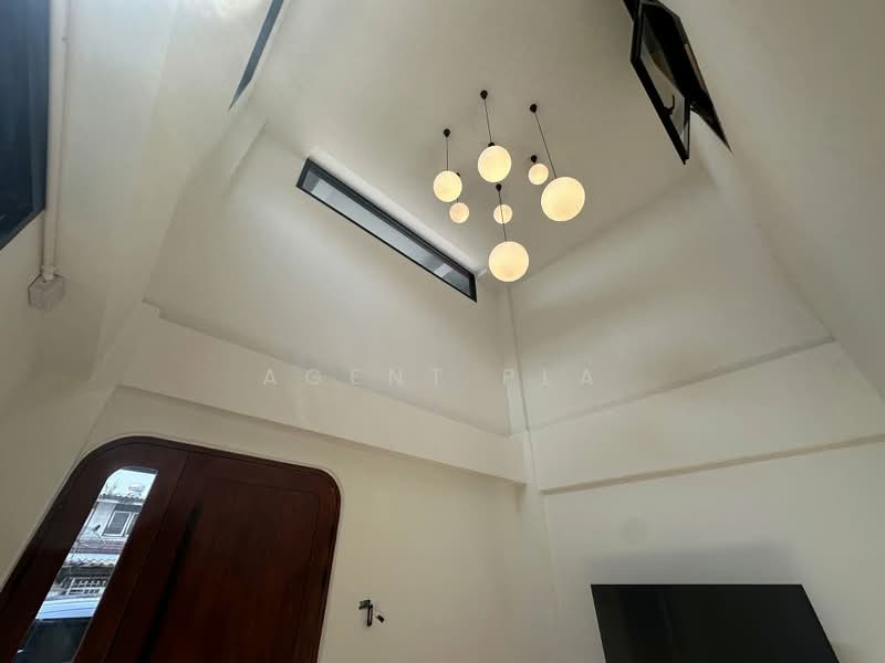 Townhouse for rent in Ladprao, Chokchai 4 area, near Chokchai 4 Yellow Line BTS station (SPSAD4069), Bangkok, Lat Phrao, Bangkok, 3 Bedrooms, 200 sqm, Townhouse For Rent, by Agent Pla, 500403733 - DDproperty.com