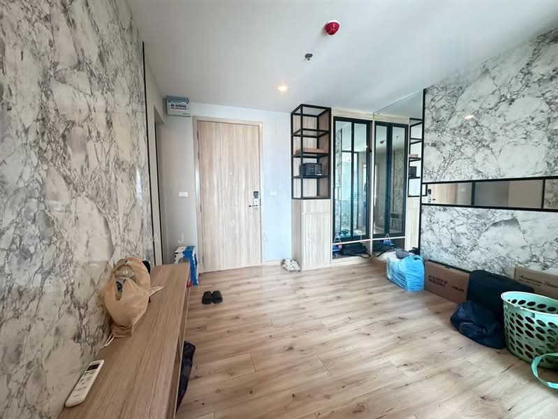 Brix Charan 64, Bangkok, 696 Charan Sanit Wong Road, Bang Yi Khan, Bang Phlat, Bangkok, 1 Bedroom, 35 sqm, Condo For Sale, by Najawa Salae, 500403789 - DDproperty.com