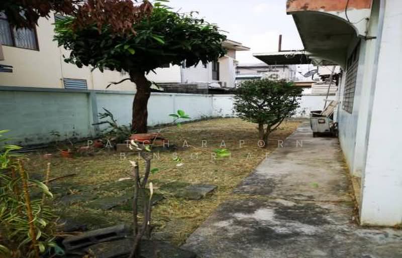 3-BR House, Bangkok, Thung Song Hong, Lak Si, Bangkok, 3 Bedrooms, 212 sqm, Single Detached House For Sale, by Patcharaporn Binsorlae, 500403800 - DDproperty.com