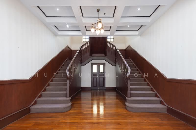 Standalone Building for Rent in Satorn BTS Saint Louis 3 Minute Walk, Bangkok, Bang Rak, Bangkok, , 401 sqm, Retail Space For Rent, by Chutinun Mungmai, 500403801 - DDproperty.com