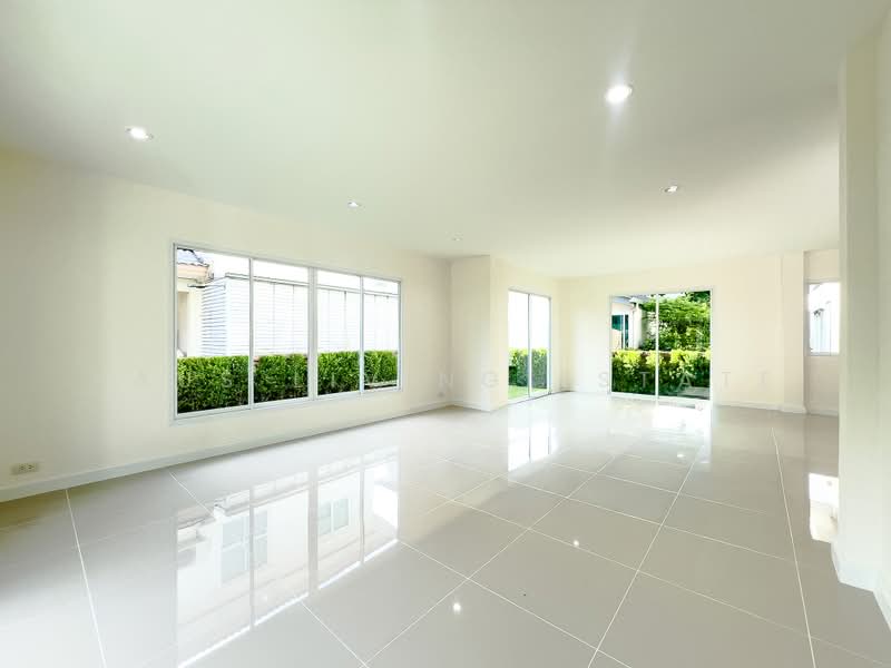 Casa Ville Ratchaphruek-Chaengwattana, Nonthaburi, 98 Ratchapruek Road, Khlong Khoi, Pak Kret, Nonthaburi, 3 Bedrooms, 180 sqm, Single Detached House For Sale, by Haus Living Estate, 500403848 - DDproperty.com
