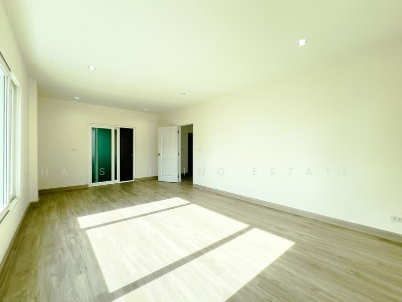 Casa Ville Ratchaphruek-Chaengwattana, Nonthaburi, 98 Ratchapruek Road, Khlong Khoi, Pak Kret, Nonthaburi, 3 Bedrooms, 180 sqm, Single Detached House For Sale, by Haus Living Estate, 500403848 - DDproperty.com