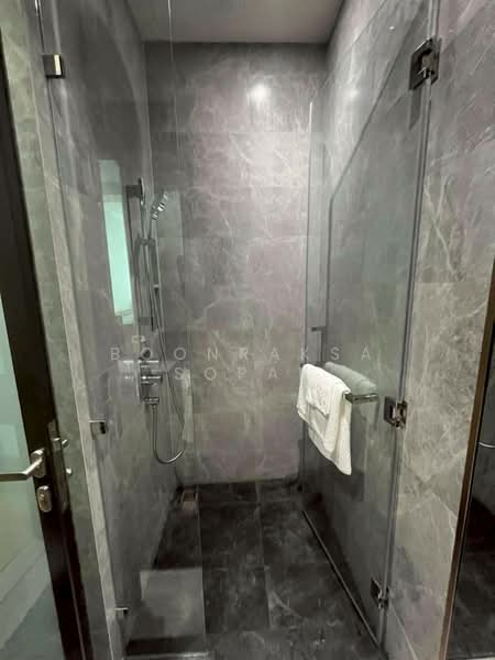 28 Chidlom, Bangkok, 28 Chit Lom Alley, Lumphini, Pathum Wan, Bangkok, 2 Bedrooms, 75 sqm, Condo For Rent, by Boonraksa Sopak, 500403867 - DDproperty.com