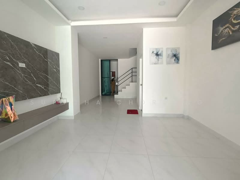 2-BR Townhouse, Chon Buri (Pattaya), Na Kloe, Bang Lamung (Pattaya), Chon Buri (Pattaya), 2 Bedrooms, 72 sqm, Townhouse For Sale, by Supicha Chorjong, 500403894 - DDproperty.com