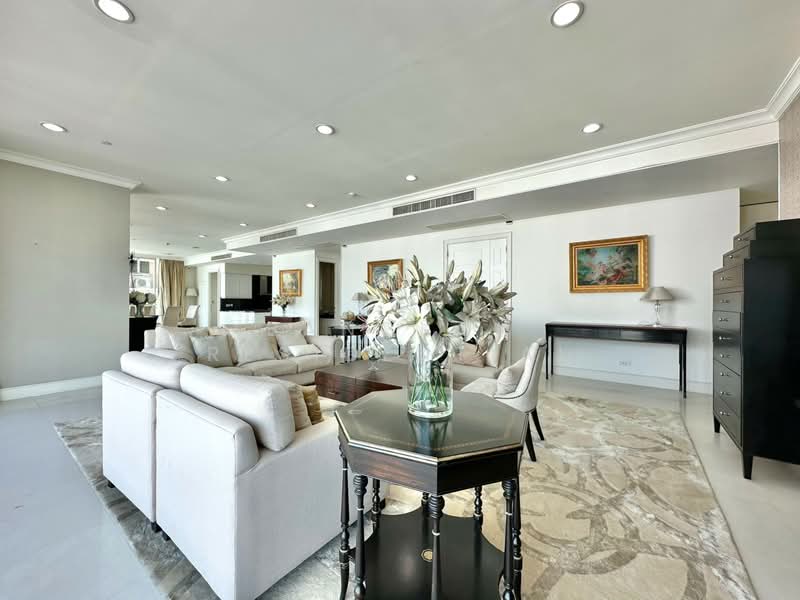 Royce Private Residences, Bangkok, 61 Soi Sukhumvit 31, Khlongtoei Nua, Watthana, Bangkok, 4 Bedrooms, 356 sqm, Condo For Sale, by Bangkok Residential, 500403901 - DDproperty.com