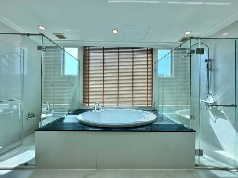 Royce Private Residences, Bangkok, 61 Soi Sukhumvit 31, Khlongtoei Nua, Watthana, Bangkok, 4 Bedrooms, 356 sqm, Condo For Sale, by Bangkok Residential, 500403901 - DDproperty.com