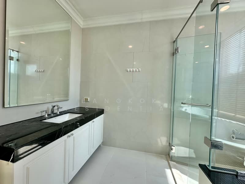 Royce Private Residences, Bangkok, 61 Soi Sukhumvit 31, Khlongtoei Nua, Watthana, Bangkok, 4 Bedrooms, 356 sqm, Condo For Sale, by Bangkok Residential, 500403901 - DDproperty.com