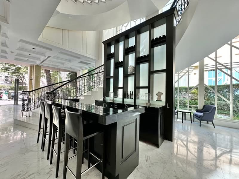 Royce Private Residences, Bangkok, 61 Soi Sukhumvit 31, Khlongtoei Nua, Watthana, Bangkok, 4 Bedrooms, 356 sqm, Condo For Sale, by Bangkok Residential, 500403901 - DDproperty.com