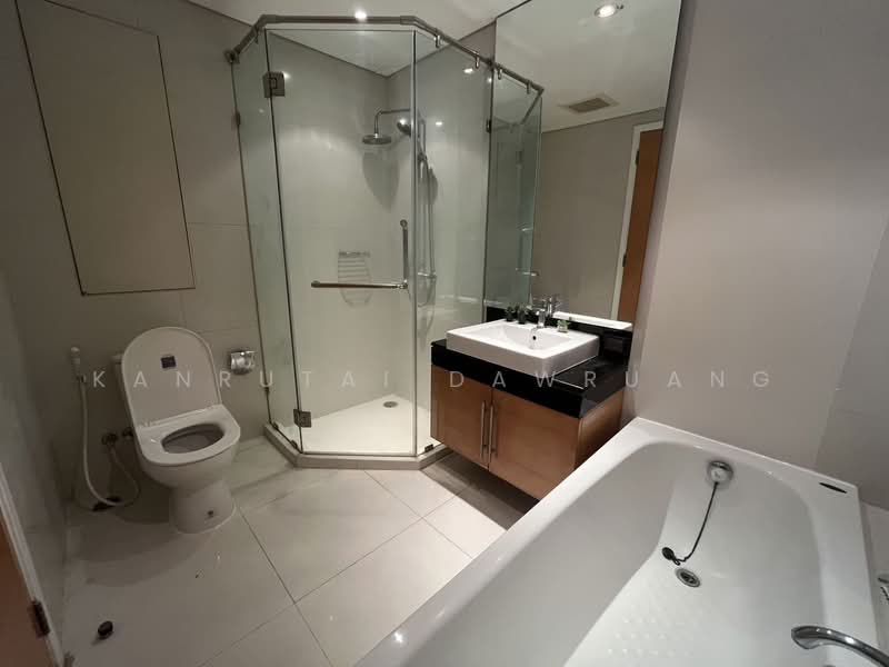 Fullerton Sukhumvit, Bangkok, Sukhumvit Road, Khlong Tan Nua, Watthana, Bangkok, 2 Bedrooms, 96 sqm, Condo For Sale, by Kanrutai Dawruang, 500403947 - DDproperty.com