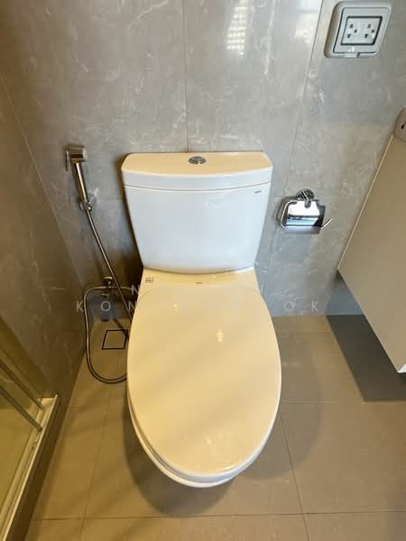 The Issara Sathorn, Bangkok, ถนนจันทน์, Thung Maha Mek, Sathon, Bangkok, 1 Bedroom, 33 sqm, Condo For Rent, by Natlyn Kongsapook, 500404062 - DDproperty.com