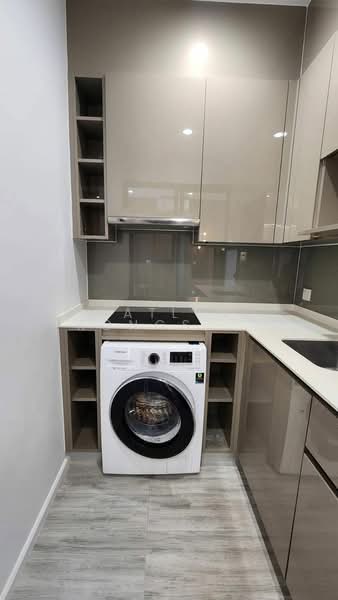 Whizdom Essence, Bangkok, 5 Piyabutr 1 Alley, Bang Chak, Phra Khanong, Bangkok, 2 Bedrooms, 52 sqm, Condo For Rent, by Natlyn Kongsapook, 500404160 - DDproperty.com