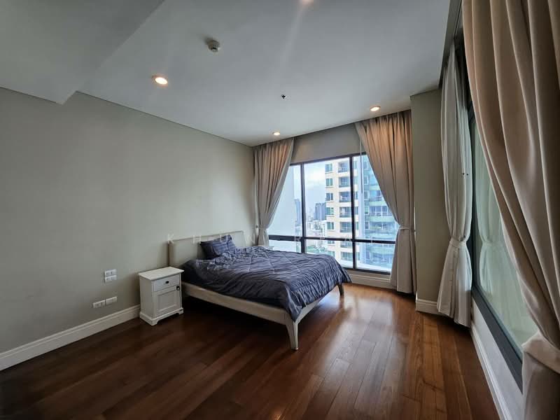 Bright Sukhumvit 24, Bangkok, Sukhumvit 24 Alley, Khong Tan, Khlong Toei, Bangkok, 6 Bedrooms, 365 sqm, Condo For Rent, by Khun Real, 500404185 - DDproperty.com