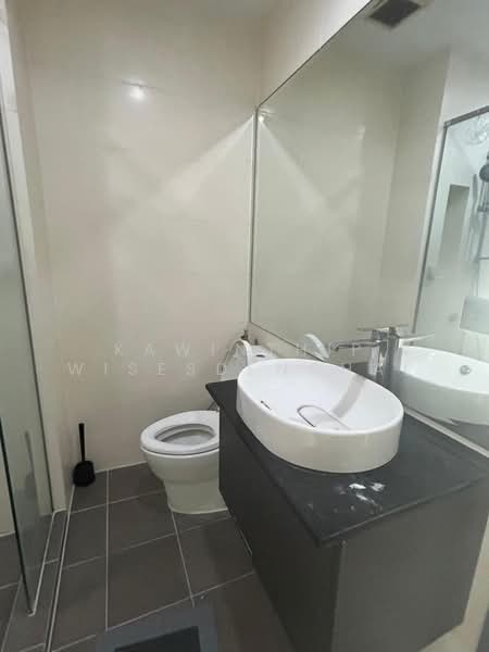 Wyne Sukhumvit, Bangkok, 1120 Sukhumvit Road, Phra Kanong, Khlong Toei, Bangkok, 1 Bedroom, 30 sqm, Condo For Sale, by Kawinthip Wisesdenchai, 500404193 - DDproperty.com