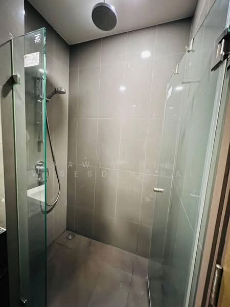 Wyne Sukhumvit, Bangkok, 1120 Sukhumvit Road, Phra Kanong, Khlong Toei, Bangkok, 1 Bedroom, 30 sqm, Condo For Sale, by Kawinthip Wisesdenchai, 500404193 - DDproperty.com
