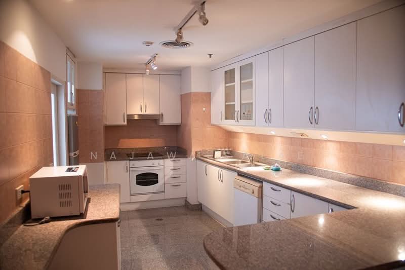 Rattanakosin View Mansion, Bangkok, Soi Chueng Charoen Phanich, Bang Yi Khan, Bang Phlat, Bangkok, 3 Bedrooms, 280 sqm, Condo For Rent, by Najawa Salae, 500404221 - DDproperty.com