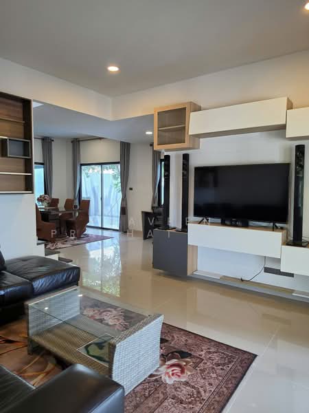 Life In The Garden Rongpo-Motorway, Chon Buri (Pattaya), Soi Bang Lamung 25 (Rong Po), Ta Khian Tia, Bang Lamung (Pattaya), Chon Buri (Pattaya), 4 Bedrooms, 300 sqm, Single Detached House For Rent, by Praveen Peter, 500404227 - DDproperty.com