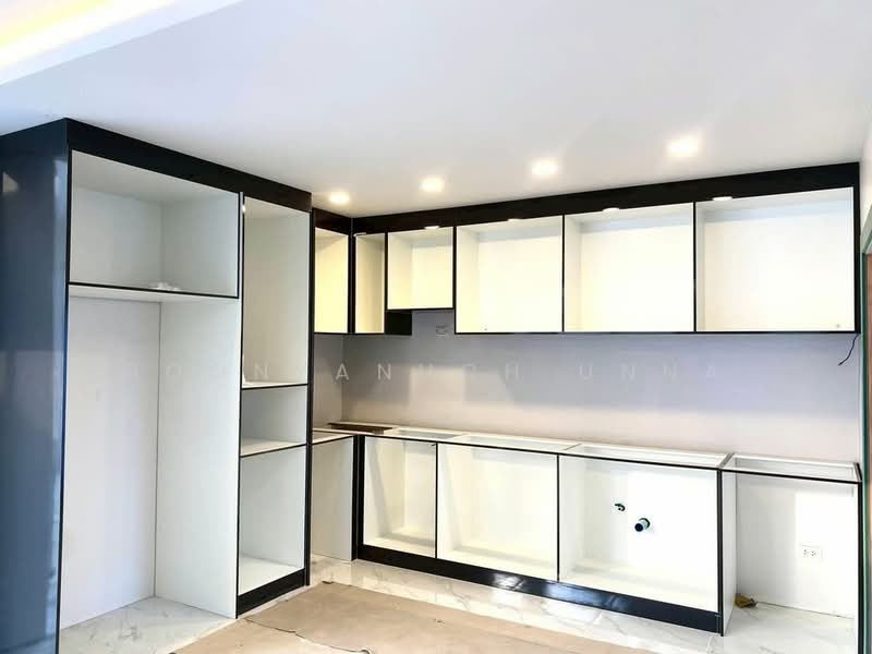 5-BR House, Chon Buri (Pattaya), Nong Pru, Bang Lamung (Pattaya), Chon Buri (Pattaya), 5 Bedrooms, 300 sqm, Single Detached House For Sale, by Boonyanuch Unna, 500404362 - DDproperty.com