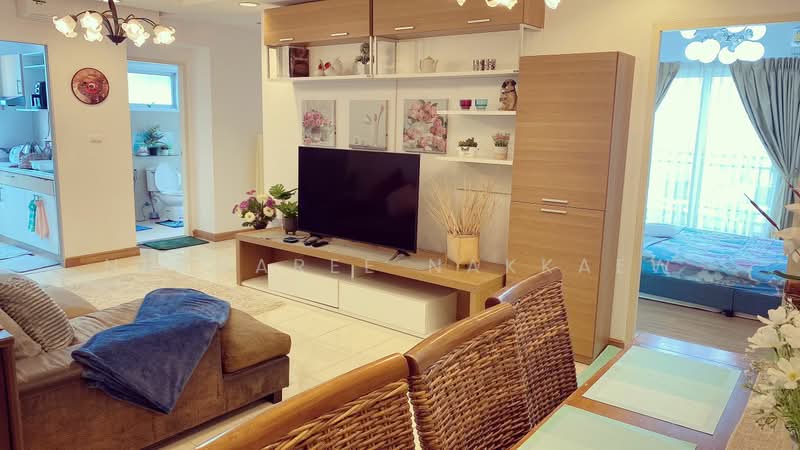 Supalai Park Ekkamai-Thonglor, Bangkok, Petchaburi Road, Bang Kapi, Huai Khwang, Bangkok, 2 Bedrooms, 82 sqm, Condo For Sale, by Nutnaree Nakkaew, 500404383 - DDproperty.com
