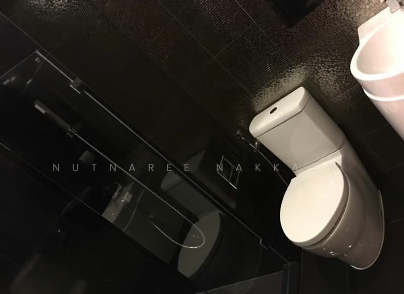 Rhythm Sukhumvit 36-38, Bangkok, 55 Soi Sukhumvit 36, Sukhumvit Road, Phra Kanong, Khlong Toei, Bangkok, 1 Bedroom, 33 sqm, Condo For Sale, by Nutnaree Nakkaew, 500404389 - DDproperty.com