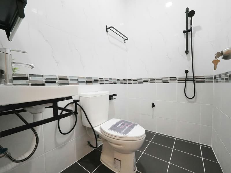 ม.กลางซอยวิลเลจ2, ปทุมธานี, ลาดสวาย, ลำลูกกา, ปทุมธานี, 180 ตร.ม., ทาวน์เฮ้าส์ ขาย, โดย วิภา รุ่งธุระ, 500404405 - DDproperty.com