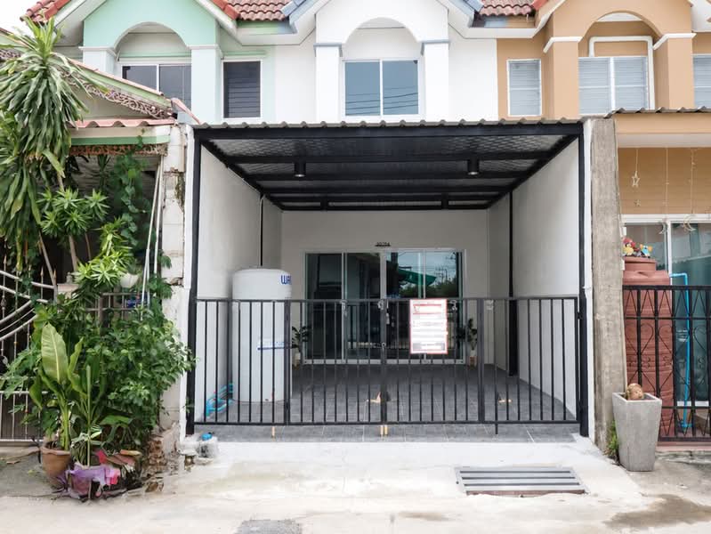 ม.กลางซอยวิลเลจ2, Pathum Thani, Lat Sawai, Lam Luk Ka, Pathum Thani, 3 Bedrooms, 180 sqm, Townhouse For Sale, by wipa รุ่งธุระ, 500404405 - DDproperty.com