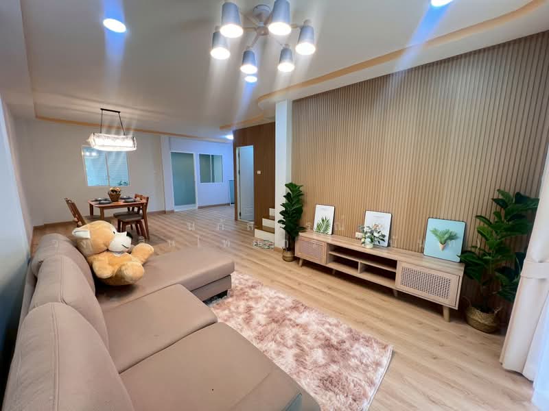 หมู่บ้านแลนซีโอ รามคำแหง-วงแหวน(มิสทีน) ซอยเคหะร่มเกล้า64, Bangkok, เคหะร่มเกล้า64, Khlong Song Ton Nun, Lat Krabang, Bangkok, 3 Bedrooms, 80 sqm, Townhouse For Sale, by นภัสศรณ์ วงศ์สินไทยกร (นันท์), 500404431 - DDproperty.com