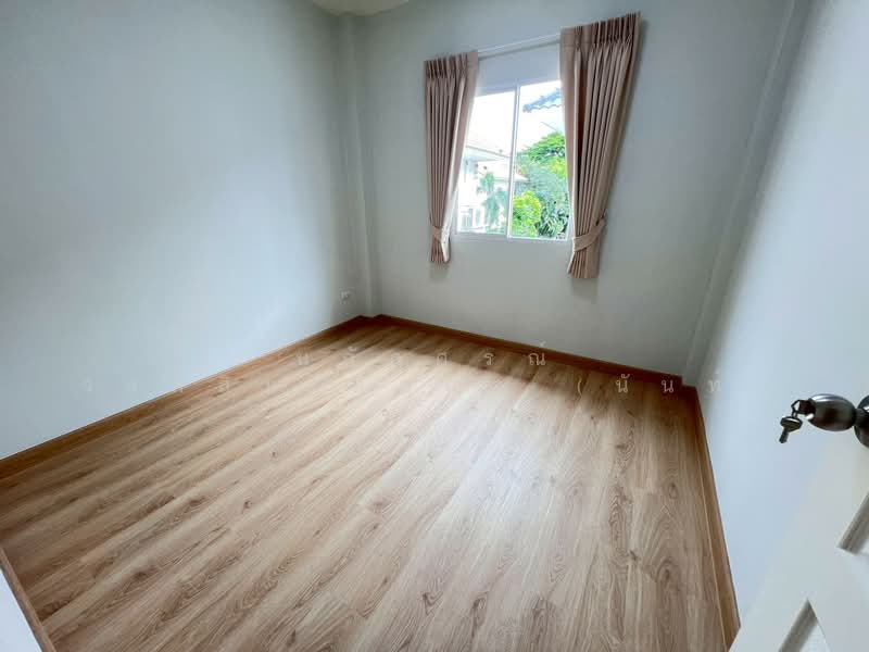 หมู่บ้านแลนซีโอ รามคำแหง-วงแหวน(มิสทีน) ซอยเคหะร่มเกล้า64, กรุงเทพ, เคหะร่มเกล้า64, คลองสองต้นนุ่น, ลาดกระบัง, กรุงเทพ, 80 ตร.ม., ทาวน์เฮ้าส์ ขาย, โดย นภัสศรณ์ วงศ์สินไทยกร (นันท์), 500404431 - DDproperty.com