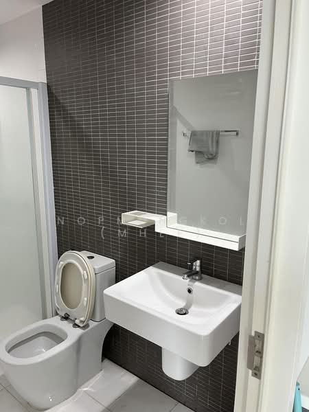 The Key Cheangwattana, Nonthaburi, Soi 4, Chaeng Watthana Road, Bang Talat, Pak Kret, Nonthaburi, 2 Bedrooms, 64 sqm, Condo For Rent, by Nopmongkol (Mhee), 500404441 - DDproperty.com