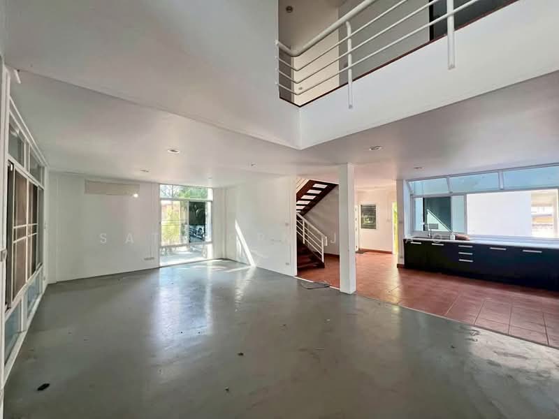 undefined, Bangkok, Khlong Tan Nua, Watthana, Bangkok, 1 Bedroom, 288 sqm, Single Detached House For Rent, by Sataporn Jalao, 500404523 - DDproperty.com