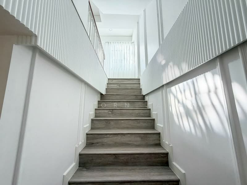4-BR Townhouse, Bangkok, Khlong Tan Nua, Watthana, Bangkok, 4 Bedrooms, 250 sqm, Townhouse For Sale, by Sataporn Jalao, 500404539 - DDproperty.com