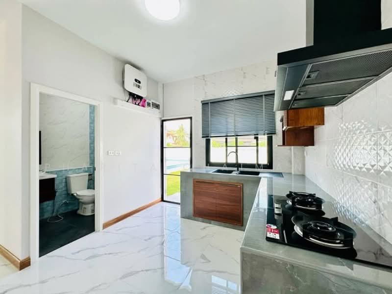 ไม่พบโครงการ, Chiang Mai, , Mae Hia, Muang Chiang Mai, Chiang Mai, 4 Bedrooms, 280 sqm, Single Detached House For Sale, by Pharita Chaimanee, 500404541 - DDproperty.com