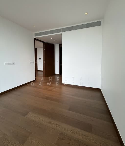 Dusit Central Park (Residences) : ดุสิต เซ็นทรัลพาร์ค, กรุงเทพ, 946 ถนนพระราม 4, สีลม, บางรัก, กรุงเทพ, 66 ตร.ม., คอนโด ขาย, โดย Kanrutai Dawruang, 500404554 - DDproperty.com