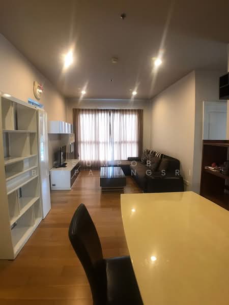 Hive Sathorn, Bangkok, Krung Thonburi Road, Khlong Ton Sai, Khlong San, Bangkok, 2 Bedrooms, 70 sqm, Condo For Rent, by Sompob Buaparungsri, 500404584 - DDproperty.com