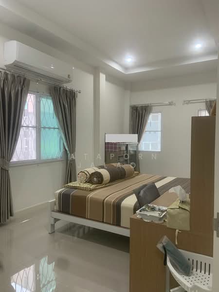 3-BR House, Bangkok, Bang Chak, Phra Khanong, Bangkok, 3 Bedrooms, 132 sqm, Single Detached House For Sale, by Sataporn Jalao, 500404608 - DDproperty.com