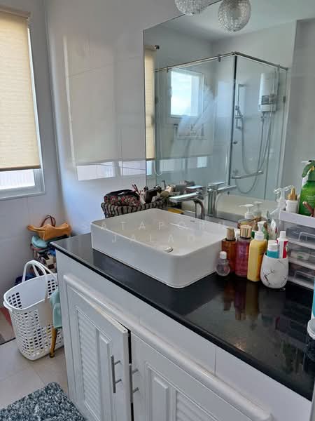 undefined, Bangkok, Praborommaharatchawang, Phra Nakhon, Bangkok, 3 Bedrooms, 204 sqm, Single Detached House For Sale, by Sataporn Jalao, 500404617 - DDproperty.com