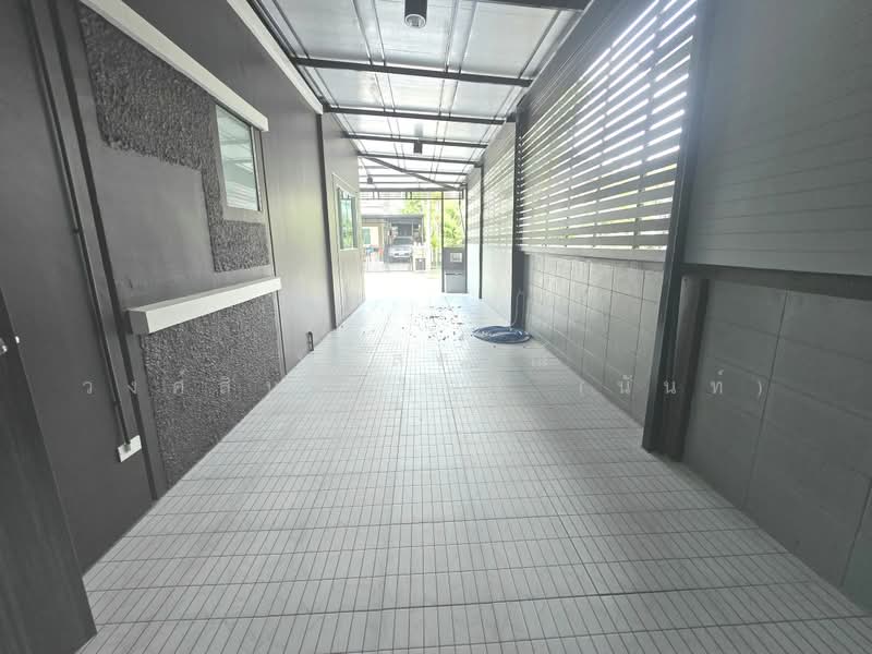 Prueklada Rangsit Klong 4, Pathum Thani, Sawai Pracharat Road, Lat Sawai, Lam Luk Ka, Pathum Thani, 5 Bedrooms, 200 sqm, Single Detached House For Sale, by นภัสศรณ์ วงศ์สินไทยกร (นันท์), 500404624 - DDproperty.com