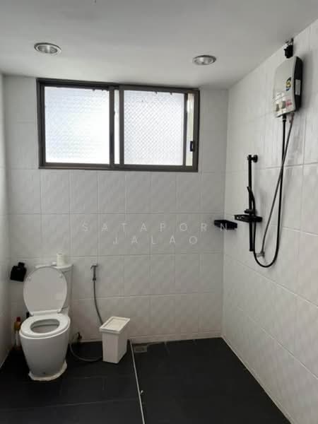 undefined, Bangkok, Khong Tan, Khlong Toei, Bangkok, 3 Bedrooms, 263 sqm, Single Detached House For Rent, by Sataporn Jalao, 500404625 - DDproperty.com