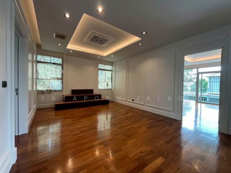 5-BR House, Bangkok, Bang Kapi, Huai Khwang, Bangkok, 5 Bedrooms, 530 sqm, Single Detached House For Sale, by Sataporn Jalao, 500404631 - DDproperty.com