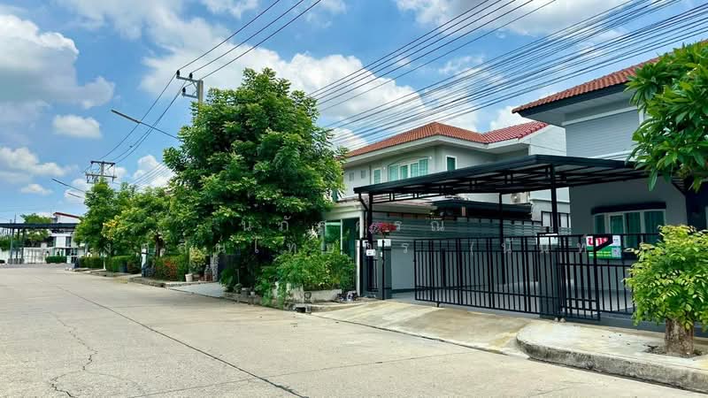 ศุภาลัยวิลล์ ถนนชลมาร์คพิจารณ์ เลียบคลองสาม ลำลูกกา ตำบลลาดสวาย อำเภอลำลูกกา ปทุมธานี, Pathum Thani, ชลมาร์คพิจารณ์ เลียบคลอง3, Lat Sawai, Lam Luk Ka, Pathum Thani, 3 Bedrooms, 200 sqm, Single Detached House For Sale, by นภัสศรณ์ วงศ์สินไทยกร (นันท์), 500404652 - DDproperty.com