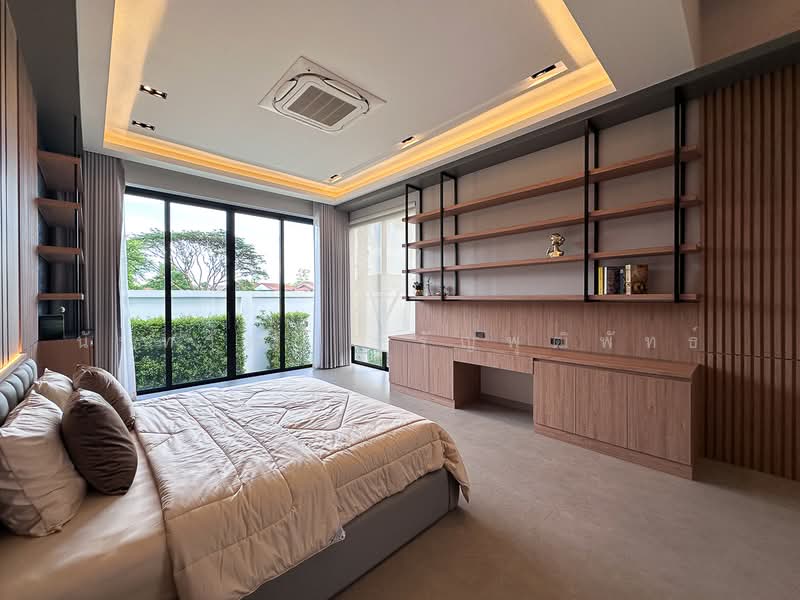 Ultra Luxury 5 Bed Pool Villa in Prime Location Chiang Mai for Sale, Chiang Mai, Wat Khet, Muang Chiang Mai, Chiang Mai, 5 Bedrooms, 1,022 sqm, Villa For Sale, by Nunthawat Hiranputtipat, 500404655 - DDproperty.com