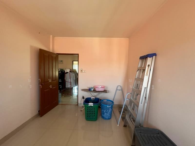 2-Storey Semi-Detached House, 36 sq.wah, Nathawadee, Chon Buri (Pattaya), Nong - Kham, Si Racha, Chon Buri (Pattaya), 3 Bedrooms, 172 sqm, Semi-Detached House (Twin House) For Sale, by บ้านแฝด 2 ชั้น 36 ตารางวา หมู่บ้านณฐาวดี 4 หนองค้อ ศรีราชา, 500404659 - DDproperty.com