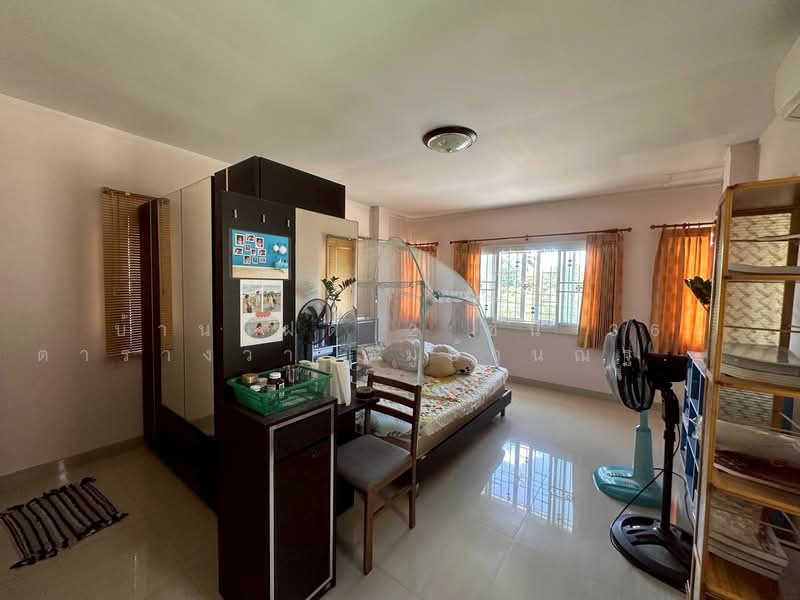 2-Storey Semi-Detached House, 36 sq.wah, Nathawadee, Chon Buri (Pattaya), Nong - Kham, Si Racha, Chon Buri (Pattaya), 3 Bedrooms, 172 sqm, Semi-Detached House (Twin House) For Sale, by บ้านแฝด 2 ชั้น 36 ตารางวา หมู่บ้านณฐาวดี 4 หนองค้อ ศรีราชา, 500404659 - DDproperty.com