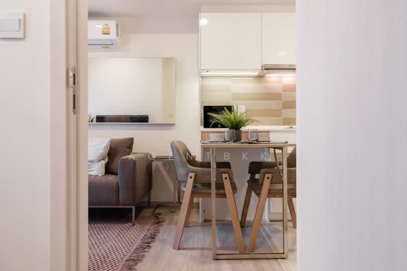 Maestro 03 Ratchada-Rama 9, Bangkok, Soi Ratchadaphisek 3 Ratchadaphisek Road, Din Daeng, Bangkok, 1 Bedroom, 30 sqm, Condo For Rent, by Agentbkk, 500404679 - DDproperty.com