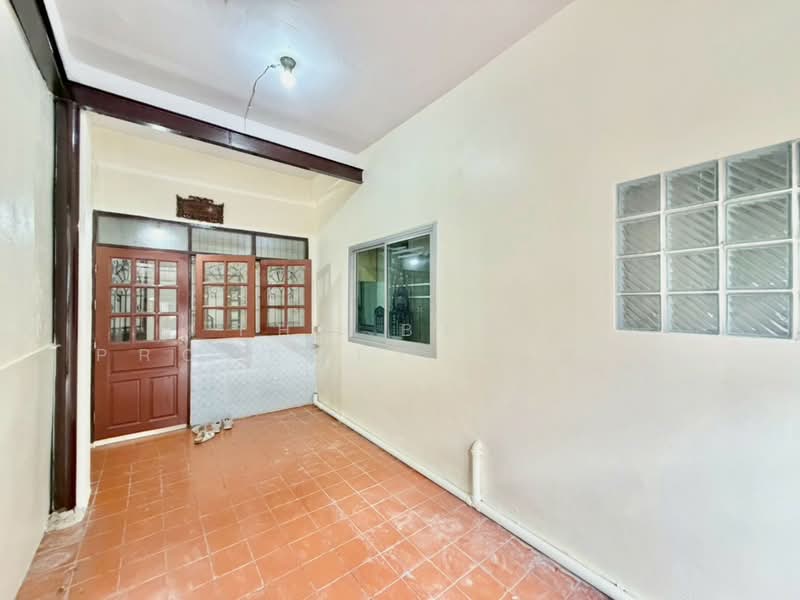 ทาวน์เฮ้าส์บึงกุ่ม กรุงเทพมหานคร, Bangkok, Nuan Chan, Bueng Kum, Bangkok, 2 Bedrooms, 100 sqm, Townhouse For Sale, by The Best Property Agent แอน, 500404703 - DDproperty.com