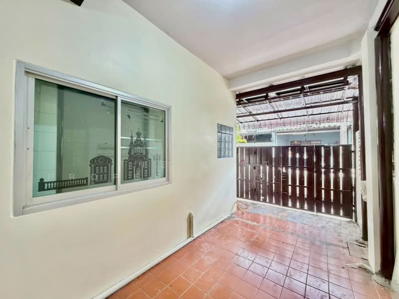 ทาวน์เฮ้าส์บึงกุ่ม กรุงเทพมหานคร, Bangkok, Nuan Chan, Bueng Kum, Bangkok, 2 Bedrooms, 100 sqm, Townhouse For Sale, by The Best Property Agent แอน, 500404703 - DDproperty.com