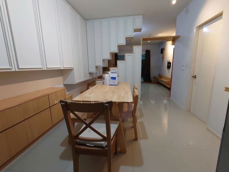 Baan Klang Muang Sukhumvit 77 : บ้านกลางเมือง สุขุมวิท 77, กรุงเทพ, ซอย อ่อนนุช 17, สวนหลวง, กรุงเทพ, 178 ตร.ม., ทาวน์เฮ้าส์ ขาย, โดย พเนตร มหามิตรานนท์, 500404722 - DDproperty.com