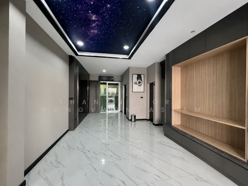 Baan Klang Muang S-Sense Rama 9-Ladprao : บ้านกลางเมือง เอสเซ้นส์ พระราม 9-ลาดพร้าว, กรุงเทพ, ซอยลาดพร้าว 84 ถนนลาดพร้าว, วังทองหลาง, กรุงเทพ, 132 ตร.ม., ทาวน์เฮ้าส์ ให้เช่า, โดย Thananthorn Wongvarnkaseam, 500404723 - DDproperty.com