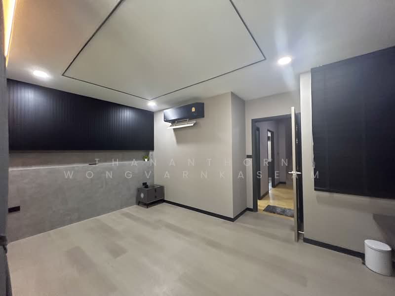 Baan Klang Muang S-Sense Rama 9-Ladprao, Bangkok, Soi Ladprao 84, Ladprao Road, Wang Thonglang, Bangkok, 2 Bedrooms, 132 sqm, Townhouse For Rent, by Thananthorn Wongvarnkaseam, 500404723 - DDproperty.com